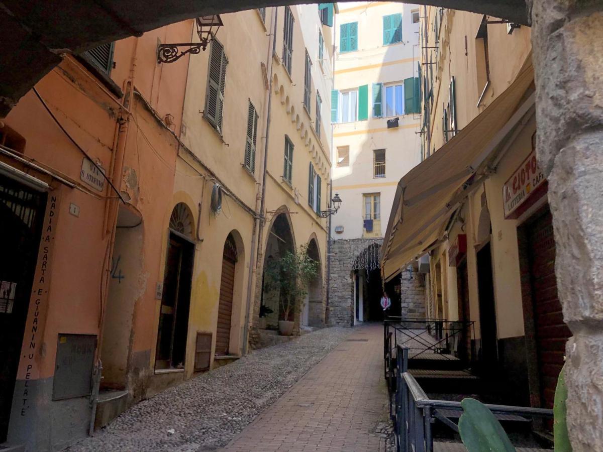 Appartamento Ai Piedi Della Pigna Санремо Экстерьер фото