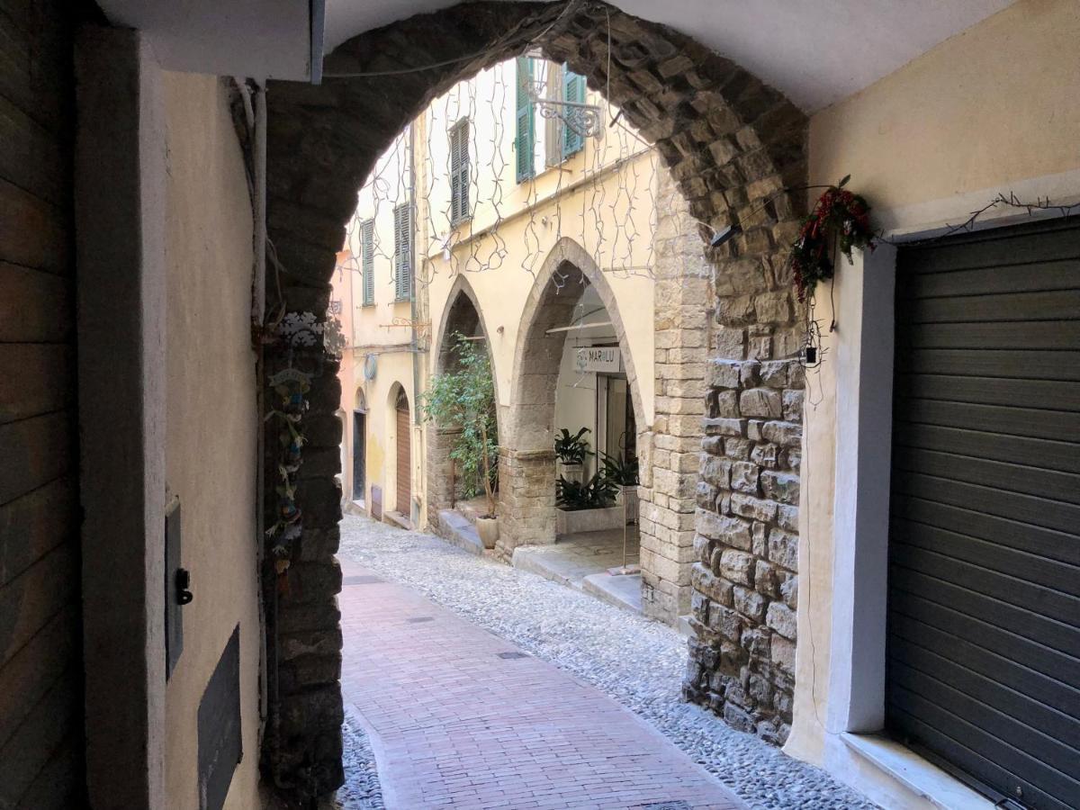 Appartamento Ai Piedi Della Pigna Санремо Экстерьер фото