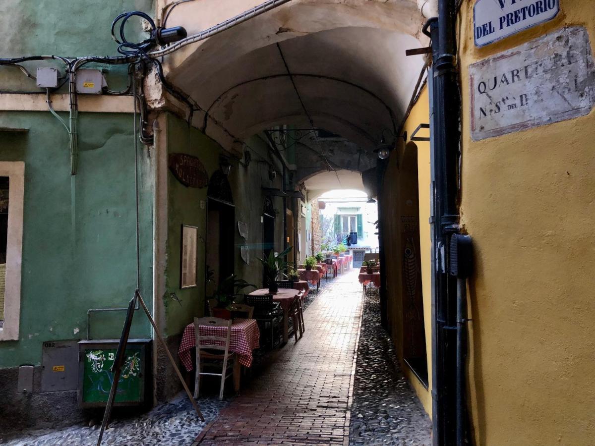 Appartamento Ai Piedi Della Pigna Санремо Экстерьер фото