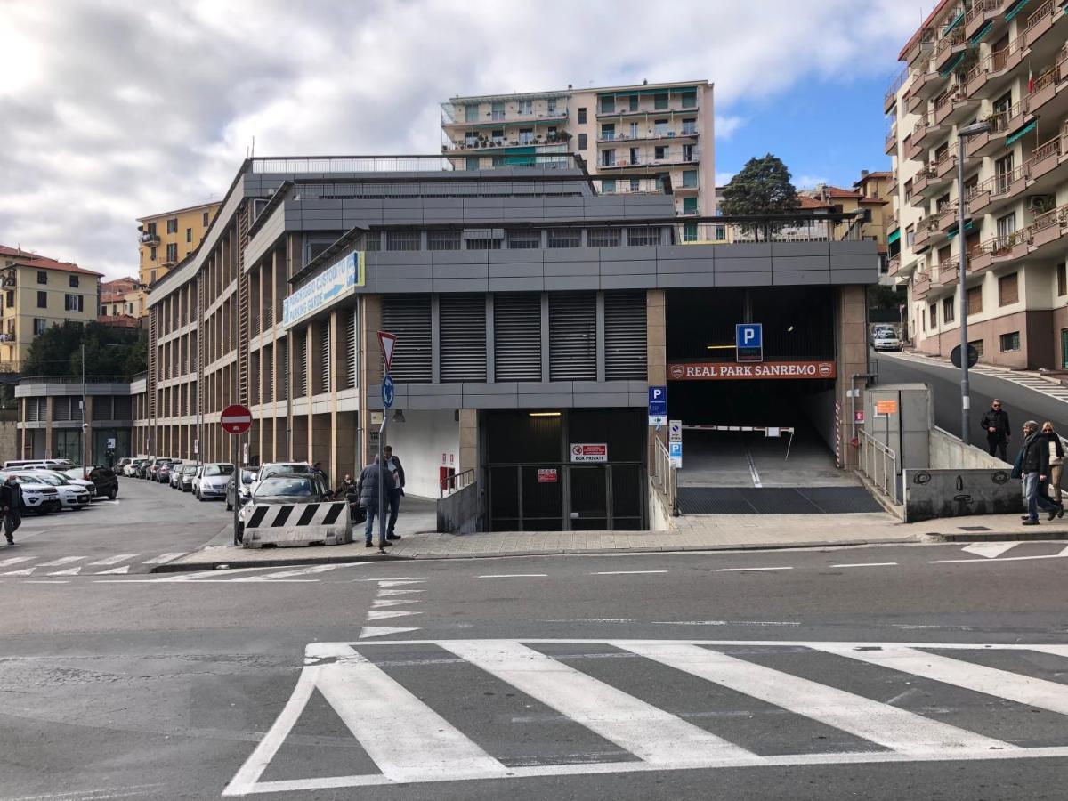 Appartamento Ai Piedi Della Pigna Санремо Экстерьер фото