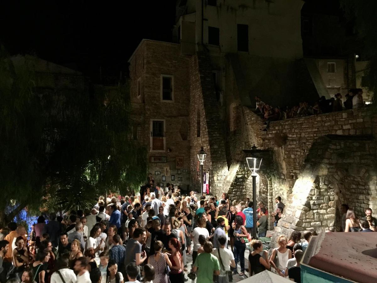 Appartamento Ai Piedi Della Pigna Санремо Экстерьер фото